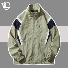 Mens Jackets Harajuku Patchwork Varsity Jacket Men Hip Hop Streetwear Color Block Bomber Windbreaker High Quality Lightweight College Jackets 220912