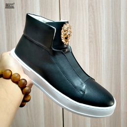 Botas de tobillo para hombre, zapatos deportivos informales a la moda, zapatillas altas de cuero, zapatillas con plataforma elevada, botas de vaquero juveniles A2