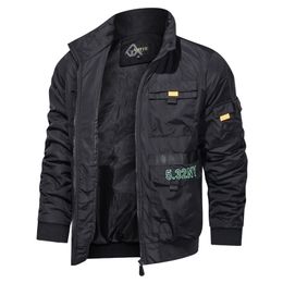 Mens jaquetas masculinas jaqueta de bombardeiro colar de gola moda primavera Men jaquetas com vários bolsos de bolso piloto casaco militar sólido 220912