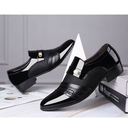 Dress Shoes Men Leather Casual Business AllMatch Wedding Large Size Zapatos De Hombre 220913