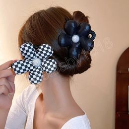 11cm Fabric Flower Pearl Hair Claw For Women Plaid Shape Hair Clip Ponytail Styling Tool Hair Accessories
