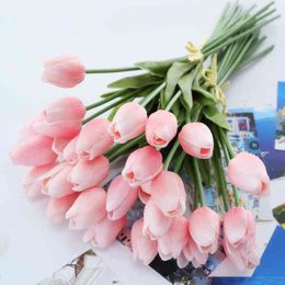 Faux Floral Greenery 9PcsBouquet Pu Tulip Artificial Flower 35Cm Real Touch False Flower For Wedding Decoration Home Yarn Christmas party Decor J220906