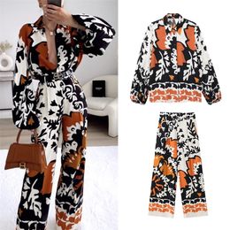 Women's Two Piece Pants Spring Women Vintage Long Sleeve Single-breasted Print Lapel Shirt Loose Mid Waist Pleated Trousers Two Piece Suit LY9756 220913