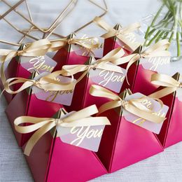 Gift Wrap Rose Red Triangular Pyramid Sweet Candy Box Wedding Favors Paper Gift Boxes Chocolate Bags Gift Packing Box Wedding Decoration 220913