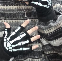 Varma stickhandskar för vuxen solid akryl halvfinger handskar mänskligt skelett huvud gripare tryck cykla icke-slip handskar handskar FY5602 913