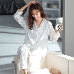Womens Sleepwear Womens Silk Pyjamas Suit Sexy Long Sleeve Sleepwear Satin Underwear Plus Size Lingere Home Clothes 2-piece Loungewear 220913