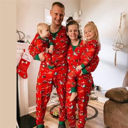 Family Matching Outfits 2pcs Christmas Pajamas Family Matching Sets Elk Print Long Sleeve Sleepwear Christmas Father Mother Kids Clothes Xmas Gift 220913