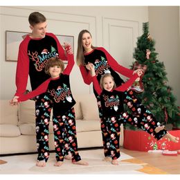 Family Matching Outfits Christmas Parentchild Set European And American Cartoon Print Crew Neck Long Sleeve Holiday Pajamas 220913