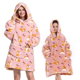 Family Matching Outfits Winter Oversize Warm Family Matching Hoodies Girl Sweatshirt Soft Flannel Sherpa Blanket Women Homewear if need 2pcs plz order 2 220913