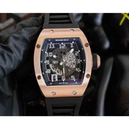 Schweizer ZF Factory Mens Mechanical Watch Luxus 010 Vollautomatische Bewegung Sapphire Spiegel Gummi -Uhrband Schweizer Armbanduhren D04f