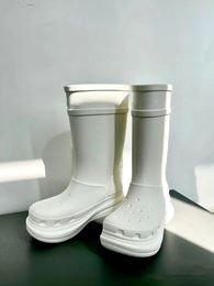 Top Designer Cross Boots Wellies Rubber Cround Head Ruxurious Tableranege в сочетании с жирным жирным цветом имеет сумку для пыли коробки