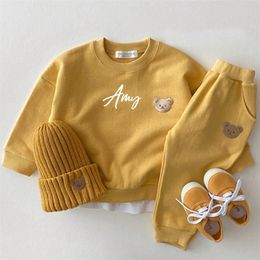 Family Matching Outfits Personalised Toddler Baby Boy Girl Fall Clothes Sets Baby Girl Clothing Set Kids Sports Bear Sweatshirt Pants 2Pcs Suits Outfits 220913