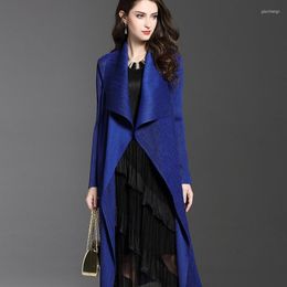 Women's Trench Coats Autumn 2022 Sanzhai Pleated Women's Windbreaker Long Cape Coat Large Fashion Wear