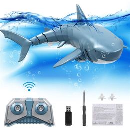 ElectricRC Animals Mini RC Water Toy Simulated Shark Fish Toy for Kids Underwater Shark Swim Remote Control Toy Shark Water Game Boat Toys 220913