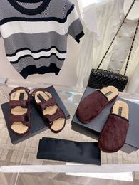 Women Wool Mules Designer Luxury Plush Sandals Fur Loafers Slides Winter Warm Sandals Fashion Mule Slippers Size 35-40