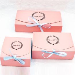 Gift Wrap 20Pcs kraft paper box Wedding party garland Ribbon Pink cupcake Cookies candy box Maccaron Floral Gilding gift packaging bag 220913