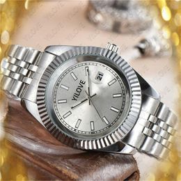 Fashion Famous Brand Mens Watch Stainless Steel Belt Quartz Movement Clock Top Design Waterproof Glass Mirror Luminous Layer Luxury Gift Business Wristwatches