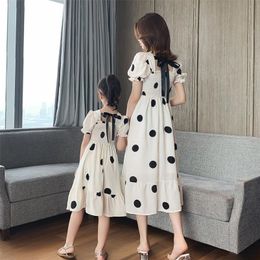 Family Matching Outfits Mother Kids Clothes Girls Dresses Fashion Polka Dot Dress Mom and Daughter Matching Clothes Matching Family Outfits Summer Look 220915