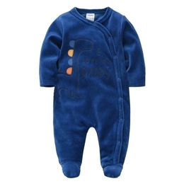Rompers Winter Baby Boy Clothes Cartoon Design Long Sleeve born Girl Rompers Velvet Full Overalls Toddler Costume 220913