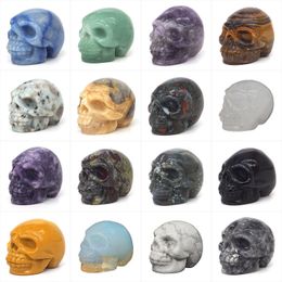 Party Decoration 1 5" Skull Figurine Natural Gemstone Carved Crystal Reiki Healing Stone Crafts Home Room Desk Statue Halloween Gift 220914