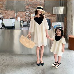 Family Matching Outfits Parent Child Dress Summer Mother Daughter Girls' Three Dimensional Love Age Reducing 220915