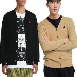 Mens Sweaters Jogar Homens Cardigan Vneck Singlebreasted Longsleeved Algodão Bordado Carta de Amor Solto Primavera Outono Homens Casual Cardigan 220914