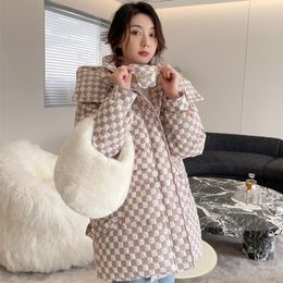 Womens Down Parkas autumn and winter Pink Plaid down jacket for womens middle and long small fashionable foreign style pop coat 220914