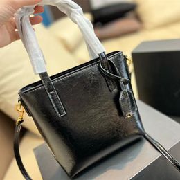 Brand Tote Bag Ladies Designer Handbag 2022 New Leather Diagonal Bag 5A Original Travel Outdoor Wallet