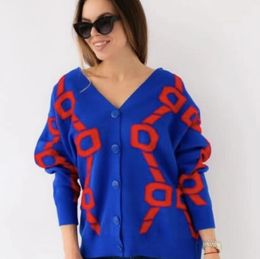 Kadınlar Sweater Lüks Mektup Örme V Yez Dip Tasarımcı Gömlek Jumper'ları Temel Cardigan Sweaters