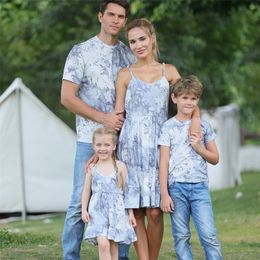 Family Matching Outfits Family Matching Outfits Summer Girls Dress Father Son Mother Daughter Dresses Camis Dresses Baby Kids Tops 220914