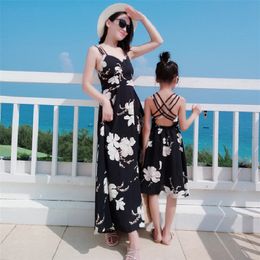 Family Matching Outfits Mother Daughter Dresses Suspender Summer Family Matching Clothes Floral Family Look Mom And Daughter Dress Mommy And Me Dresses 220914