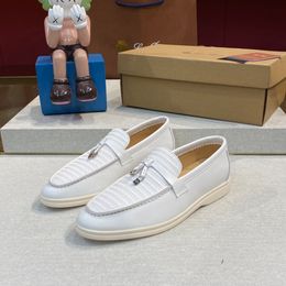 Summer Charms walk Moccasins loafers Beige Genuine leather casual slip on flats women's shoes Luxury Designers flat Dress couple shoes factory footwear