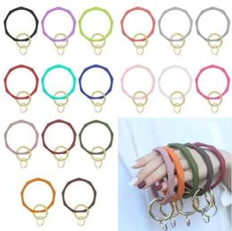 New 18 Colors Favor Silicone Keychain Bangle Keychain Bracelets Keyring O Shaped Wristlet Bracelet Circle Charm Key Ring Holder Wristbands