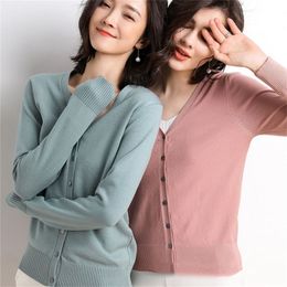 Women's Knits Tees Cardigans Women Autumn Single Breasted V-neck Knitted Sweater Fashion Short Knitwear Solid Blue Green Pink Women's Jumpers 220915