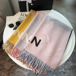 Designer Scarves Luxury Brand Fashion Retro Silk Cashmere Scarfs Classic Ladies Letter Scarf Comfortable Soft Warm 3 Colors With Box