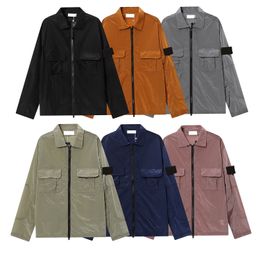 Jaquetas masculinas 22ss topstoney primavera bússola emblema manga remendada pedra mulheres homens bolso casaco streetwear turn down colares windbreaker