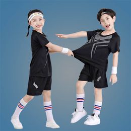 # G195 Jessie Store Jersey Abbigliamento per bambini di marca di moda Accetta le foto di controllo qualità prima della spedizione