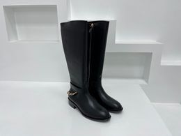 2022 new C series thigh boots for wowen a must-have for winter wear this shoes looks elegance and beautiful with size 35-40