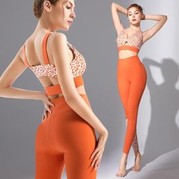 Women's Two Piece Pants Summer Leopard Print Yoga Clothing Suit Beautiful Hip-lifting High-waist Fashion Running Sports Fitness And Bras