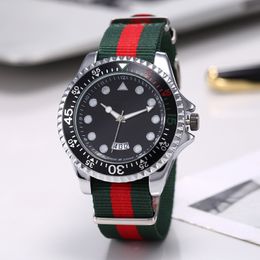 Top Marke Luxus Fashion Diver Watch M￤nner 30atm wasserdichte Datum Uhr Sport Uhren Herren Quarz Armbanduhr