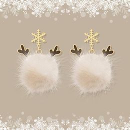 Stud Earrings Korean Dangle Drop White Women Wholesale Designer Snowflake Cute Fall Winter Female Fashion Jewellery Accessories Gift