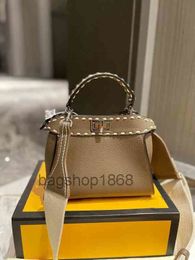 22s Designer Bag Bags Crossbody Wallet for Women Brand designers Shoulder Clutch Wide Strap Fashion Single Messengers Purses 220531