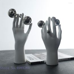 Decorative Figurines Creativity Figure Statue Abstract Hand Resin Handicraft Ornaments Silver Ball Geometry Human Body Sculpture Home