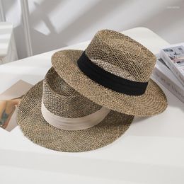 Berets Travel Natural Seagrass Hollow Flat Brim Hat Ladies Summer Porkpie Concave Round Sun Beach Straw With Ribbon Wholesale