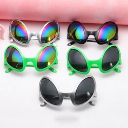 Sonnenbrille 1PCS Alien Gläsern Regenbogenlinsen et Halloween Erwachsene Kid Party liefert Alternative Formen lustig