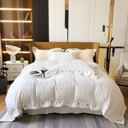 Bedding Sets Autumn Winter Thick Warm Velvet Fleece Gold Love Embroidery Set Quilt/Duvet Cover Bed Linen Fitted Sheet Pillowcases