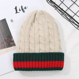 Beanieskull Caps Kış Sıcak Kazak Şapka Kadın Twist ve Velvet Beanie Moda Streç Örgü Sweater Şapka Şapka Çizgiler Erkekler İçin Sıradan Kapak 220916