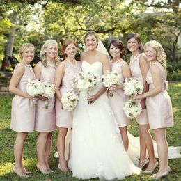 Vintage Cheap Short Blush Pink Bridesmaid Dresses For Wedding Scoop Neck Backless With Bow Plus Size Maid Of Honour Party Gowns