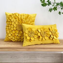 Pillow French Luxury 3D Three-dimensional Flower Piece Pure Hand-sewn Dutch Velvet Elegant Cushuion Vover