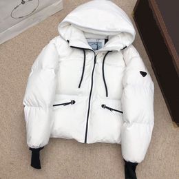 Pradb Mens Parkas Women Classic Down Coats Outdoor Warm Feather Winter Jacket High Quality Unisex Outwear Couples Clothing 3IUPY